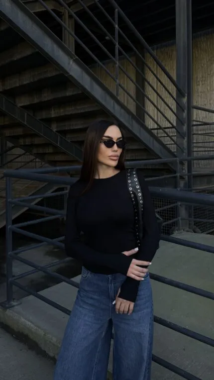 Siyah Parmak Geçmeli Body
